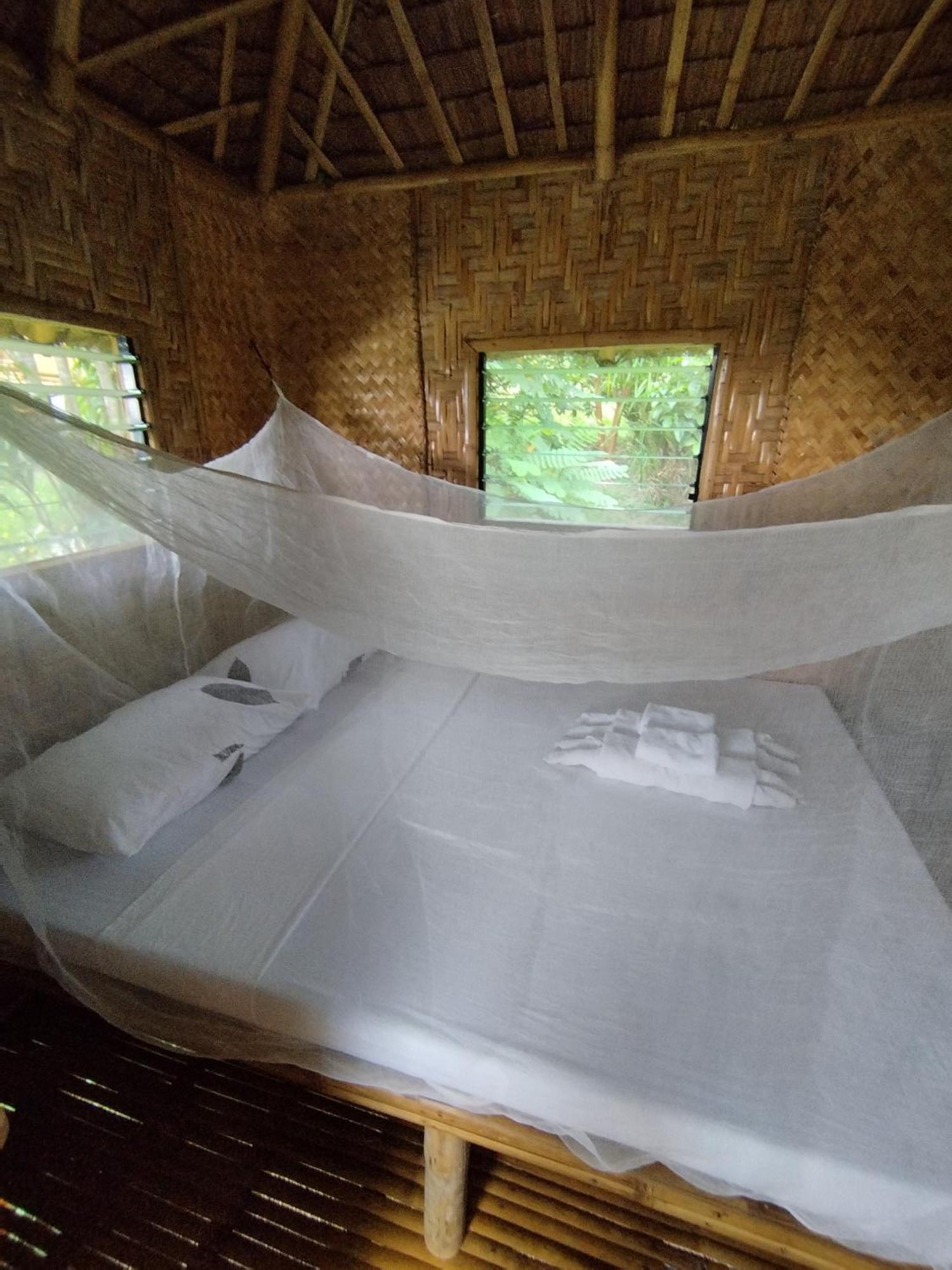 Ocean Green Eco Lodge Puerto Princesa Екстериор снимка