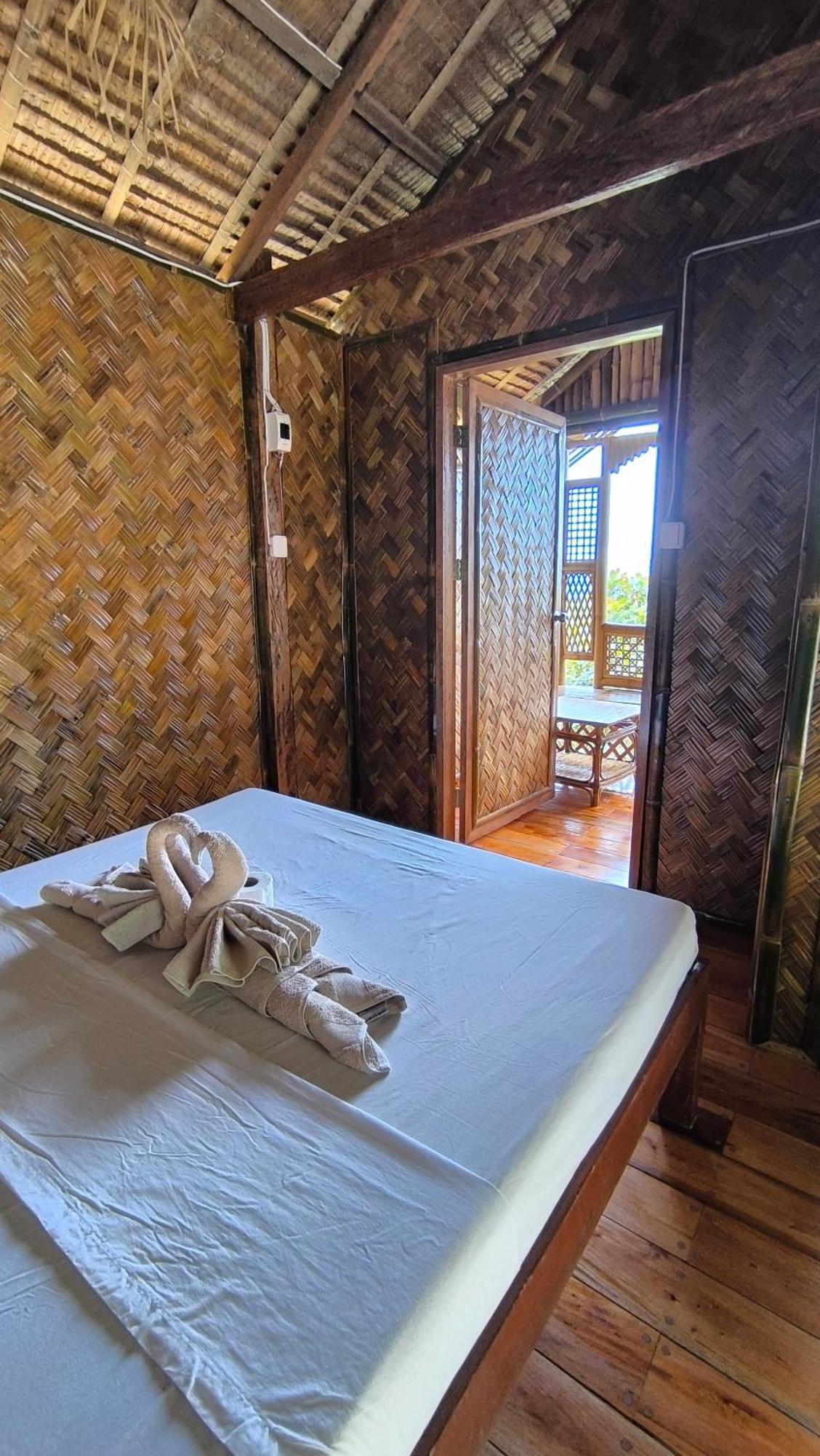 Ocean Green Eco Lodge Puerto Princesa Екстериор снимка